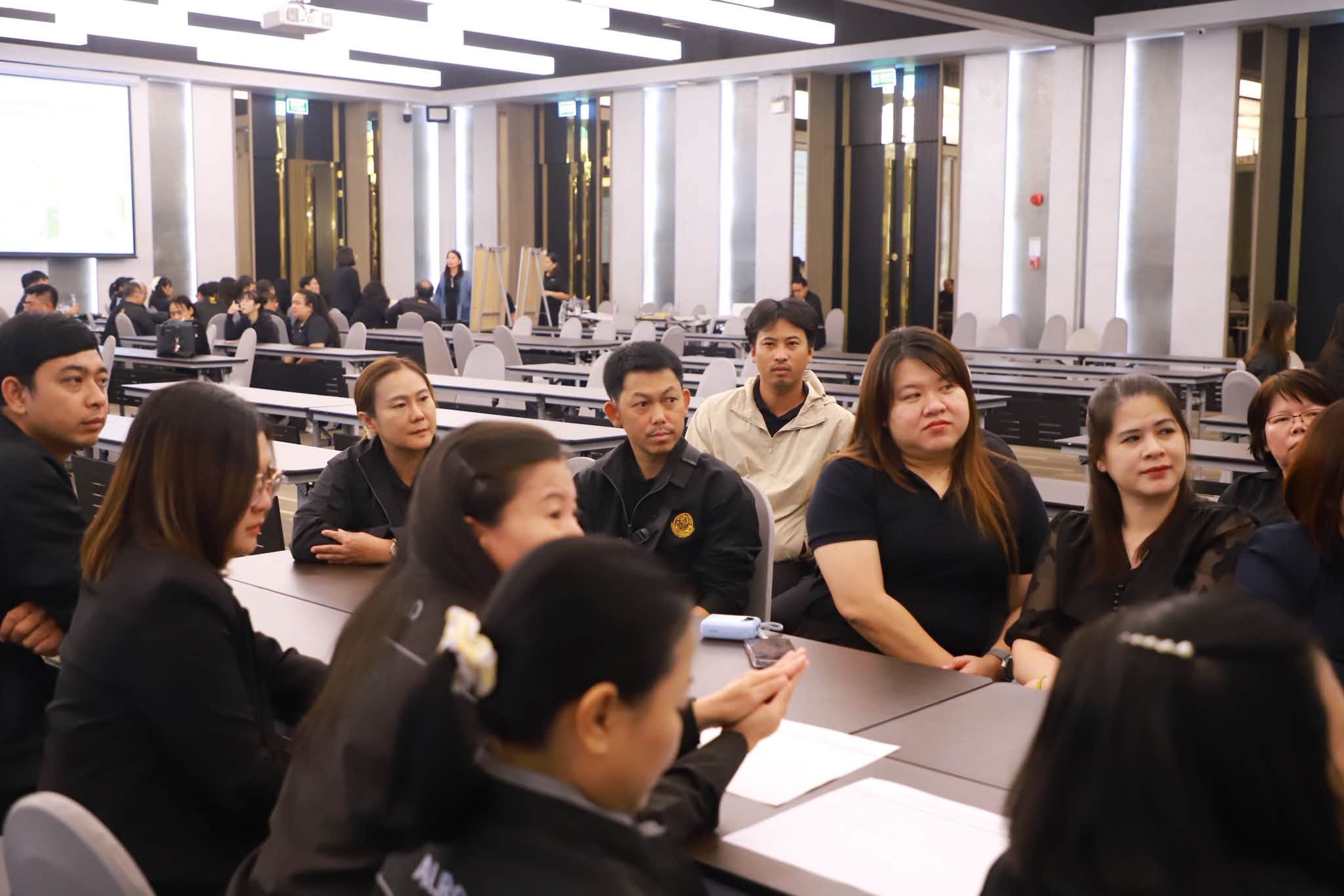 title - รองเลขาธิการ ส.ป.ก. ปิดสัมมนาฯ @เชียงราย ปลุกพลังภูมิภาค เติมองค์ความรู้ มุ่งยกระดับรายได้เกษตรกรยั่งยืน